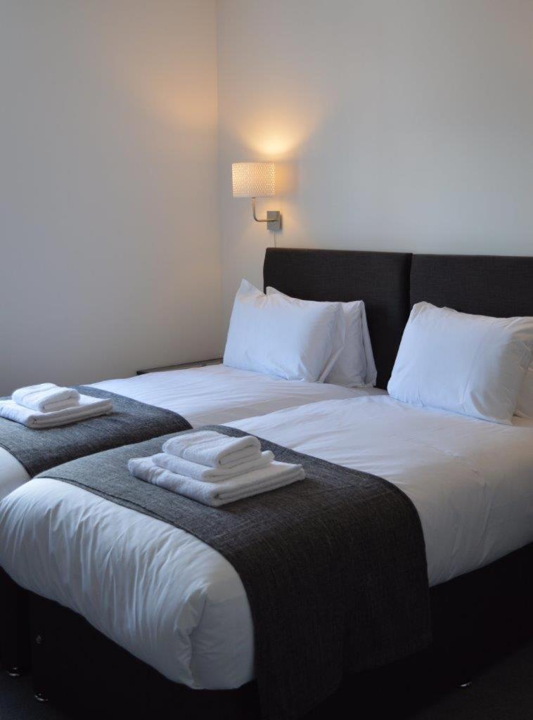 Q8 Boutique Hotel Portsmouth Esterno foto