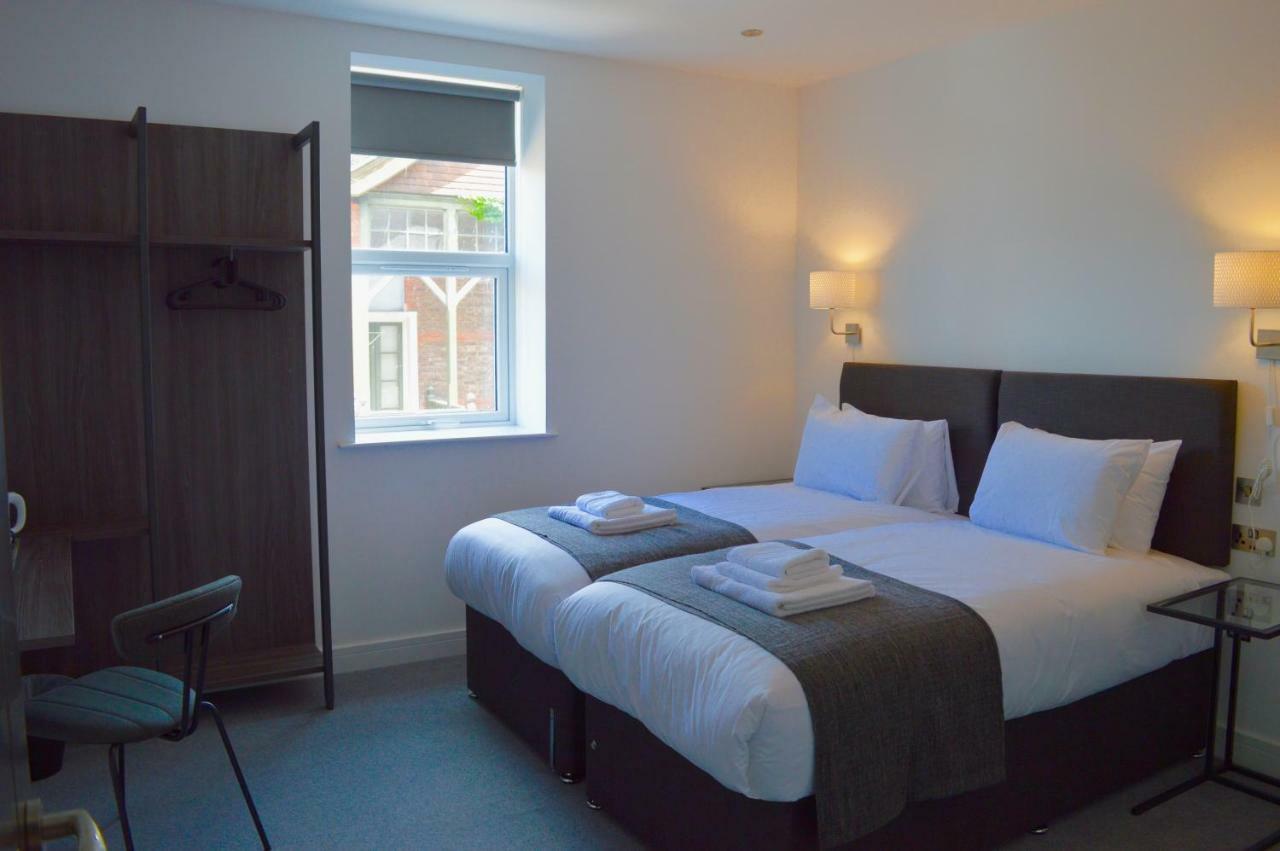 Q8 Boutique Hotel Portsmouth Esterno foto
